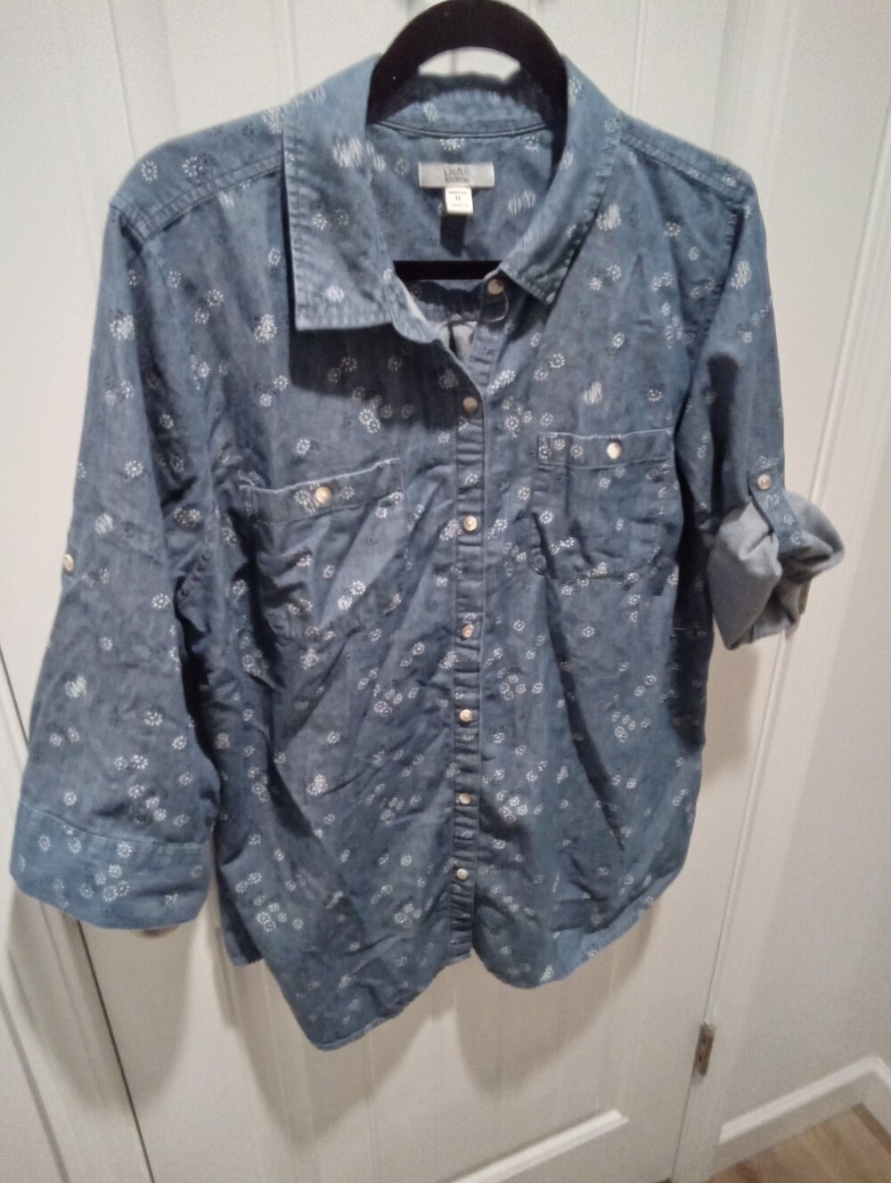 Croft & Barrow Plus Sz 1X Chambray Denim Button Down Collard 3/4 Sleeves Floral